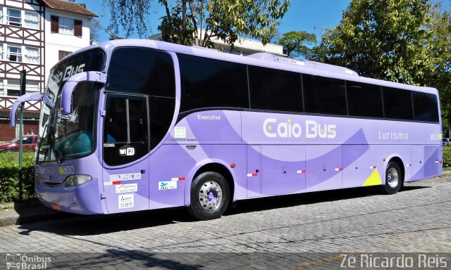 Caio Bus 1600 na cidade de Petrópolis, Rio de Janeiro, Brasil, por Zé Ricardo Reis. ID da foto: 4418089.