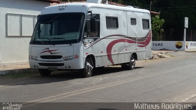 Motorhomes 1799 na cidade de Altos, Piauí, Brasil, por Francisco Matheus Rodrigues Martins . Número da foto: #4422114.
