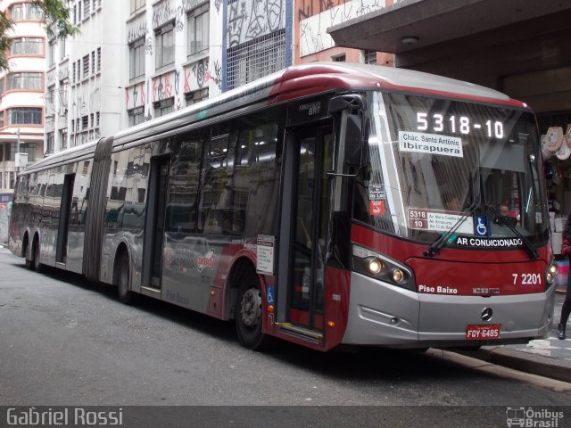 Viação Campo Belo 7 2201 na cidade de São Paulo, São Paulo, Brasil, por Gabriel Rossi . Número da foto: #4424440.