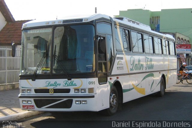 Daltro Filho Turismo 095 na cidade de Tramandaí, Rio Grande do Sul, Brasil, por Daniel Espindola Dorneles. Número da foto: #4366741.