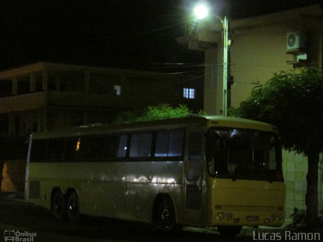 Ônibus Particulares mpw0747 na cidade de Serra Talhada, Pernambuco, Brasil, por Lucas Ramon. ID da foto: 4367958.