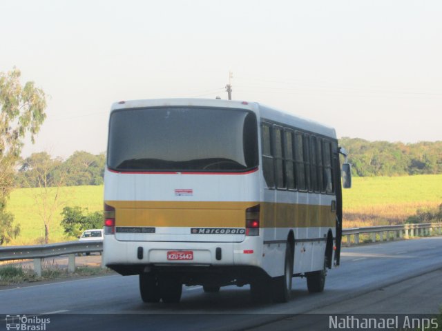 Ônibus Particulares 5443 na cidade de Itauçu, Goiás, Brasil, por Nathanael de Jesus  Azevedo. Número da foto: #4366172.