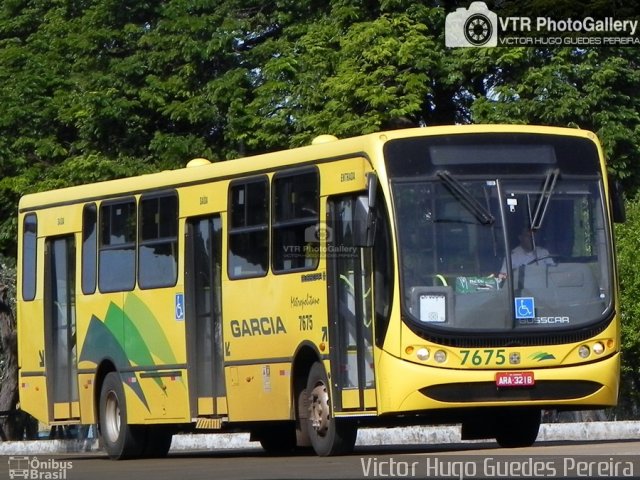 Viação Garcia 7675 na cidade de Maringá, Paraná, Brasil, por Victor Hugo Guedes Pereira. Número da foto: #4366711.