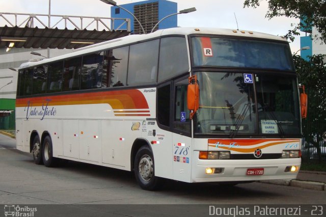 Viação Vale do Tietê 718 na cidade de São Paulo, São Paulo, Brasil, por Douglas Paternezi. Número da foto: #4367003.