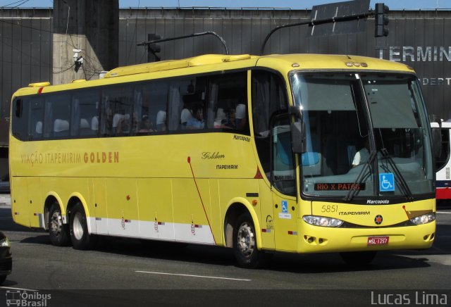 Viação Itapemirim 5851 na cidade de Rio de Janeiro, Rio de Janeiro, Brasil, por Lucas Lima. ID da foto: 4425867.