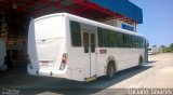 Ônibus Particulares  na cidade de Caucaia, Ceará, Brasil, por Luciano Tavares. Número da foto: #:id.