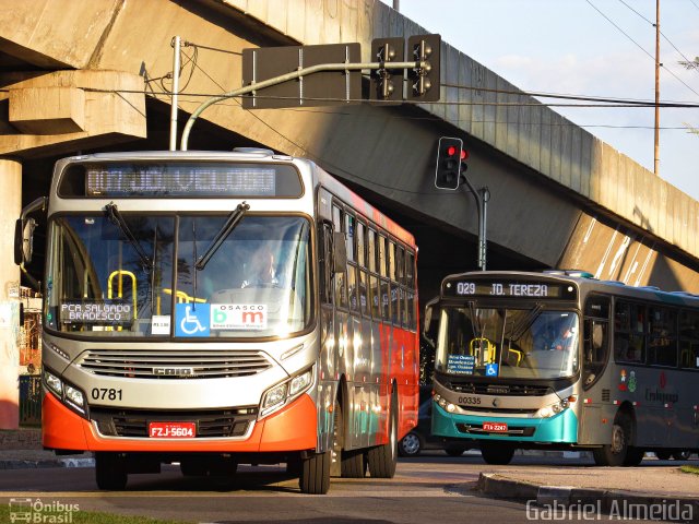 Viação Osasco 0781 na cidade de Osasco, São Paulo, Brasil, por Gabriel Almeida. Número da foto: #4370135.
