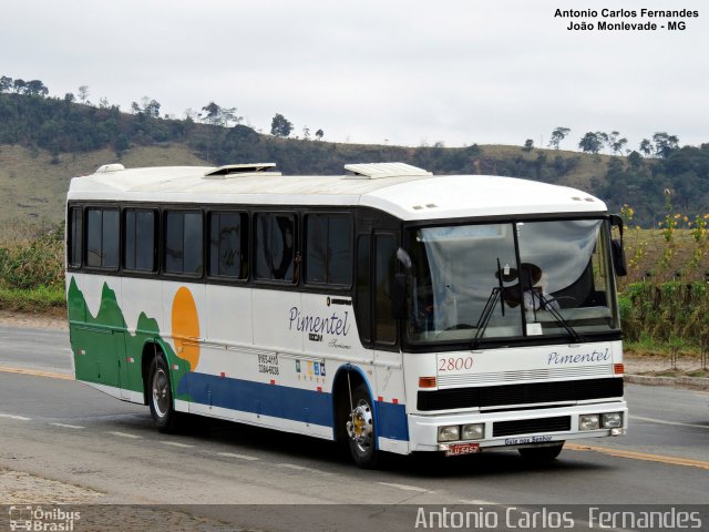 Pimentel Turismo 2800 na cidade de João Monlevade, Minas Gerais, Brasil, por Antonio Carlos Fernandes. ID da foto: 4371436.