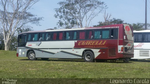 Ciarelli Viagens e Turismo 6330 na cidade de Pirassununga, São Paulo, Brasil, por Leonardo Carola. Número da foto: #4376108.