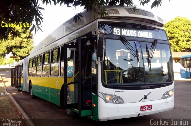 Volvo 2559 na cidade de Goiânia, Goiás, Brasil, por Carlos Júnior. ID da foto: 4381244.