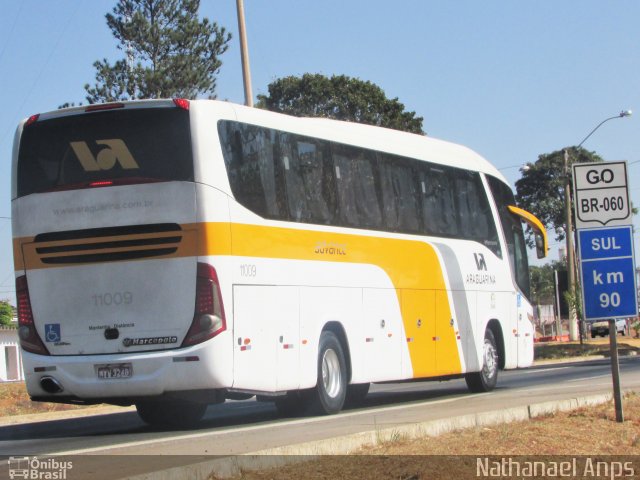 Viação Araguarina 11009 na cidade de Anápolis, Goiás, Brasil, por Nathanael de Jesus  Azevedo. Número da foto: #4379972.