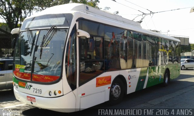 Metra - Sistema Metropolitano de Transporte 7219 na cidade de São Paulo, São Paulo, Brasil, por Francisco Mauricio Freire. Número da foto: #4379502.