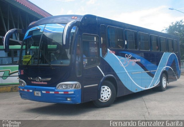 Hernandez Solis SJB 9407 na cidade de Alto Paraíso de Goiás, Goiás, Brasil, por Fernando Gonzalez Garita. ID da foto: 4450763.