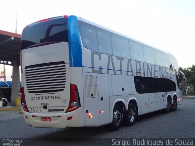 Auto Viação Catarinense 3523 na cidade de Resende, Rio de Janeiro, Brasil, por Sergio Rodrigues de Souza. ID da foto: 4452760.