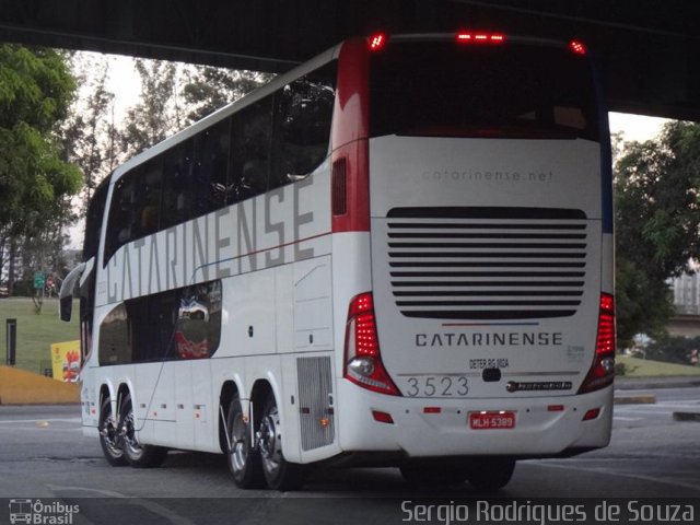 Auto Viação Catarinense 3523 na cidade de Resende, Rio de Janeiro, Brasil, por Sergio Rodrigues de Souza. ID da foto: 4452746.