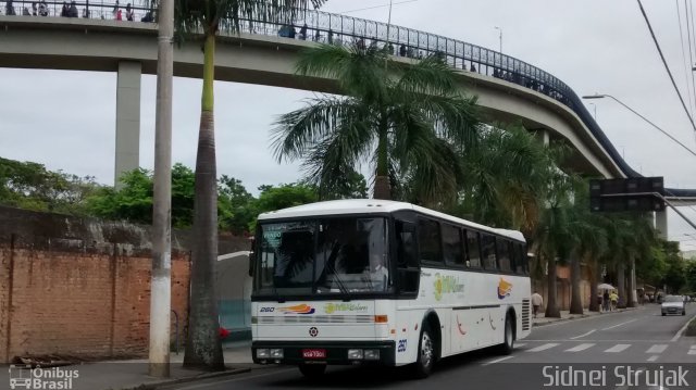 MW Solares 260 na cidade de Aparecida, São Paulo, Brasil, por Sidnei Machado Strujak. ID da foto: 4458024.