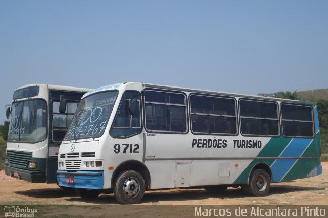 Ônibus Particulares 9712 na cidade de Cana Verde, Minas Gerais, Brasil, por Marcos de Alcantara Pinto. ID da foto: 4461635.