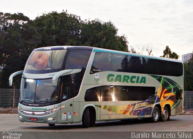 Viação Garcia 7107 na cidade de Curitiba, Paraná, Brasil, por Danilo Marcelo Silva. ID da foto: 4462734.