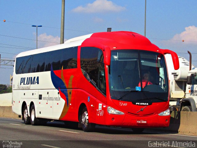 Pluma Conforto e Turismo 7240 na cidade de São Paulo, São Paulo, Brasil, por Gabriel Almeida. Número da foto: #4462965.