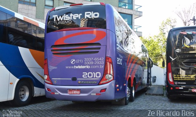 Twister Rio Transporte e Turismo 2010 na cidade de Petrópolis, Rio de Janeiro, Brasil, por Zé Ricardo Reis. Número da foto: #4464697.