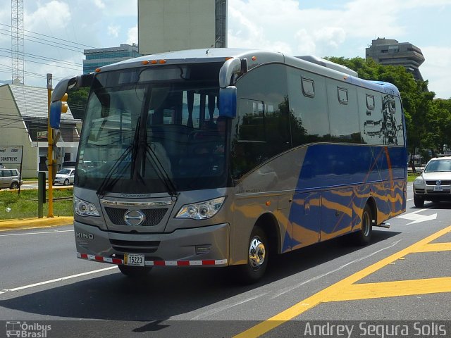 Ônibus Particulares SJB 15223 na cidade de , por Andrey Segura Solís. ID da foto: 4464247.