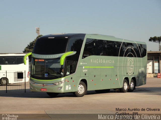 Viação Garcia 7967 na cidade de Curitiba, Paraná, Brasil, por Marco Aurélio de Oliveira. ID da foto: 4470431.