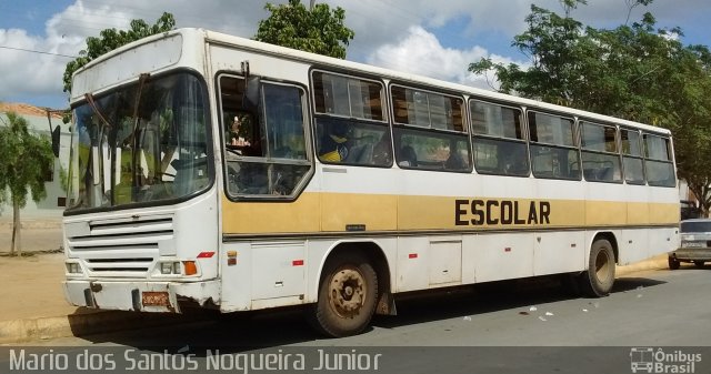 Escolares 8047 na cidade de Piritiba, Bahia, Brasil, por Mario dos Santos Nogueira Junior. ID da foto: 4474555.