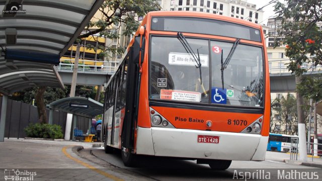 TRANSPPASS - Transporte de Passageiros 8 1070 na cidade de São Paulo, São Paulo, Brasil, por Asprilla Matheus. ID da foto: 4474358.