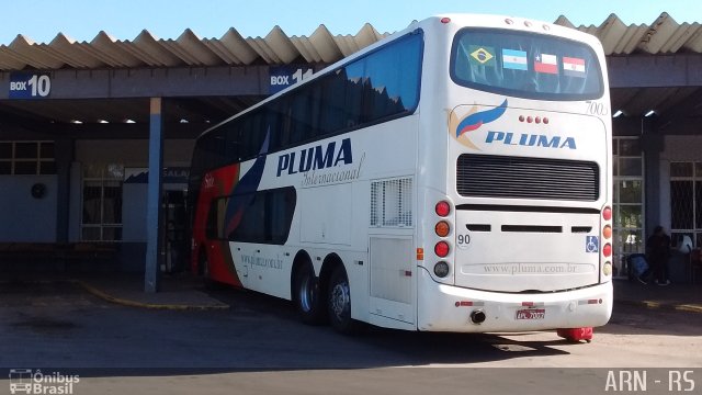 Pluma Conforto e Turismo 7003 na cidade de Passo Fundo, Rio Grande do Sul, Brasil, por Alexandre Rodrigo. Número da foto: #4477319.