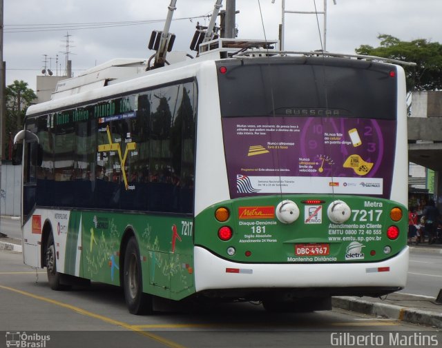 Metra - Sistema Metropolitano de Transporte 7217 na cidade de São Paulo, São Paulo, Brasil, por Gilberto Martins. ID da foto: 4481155.