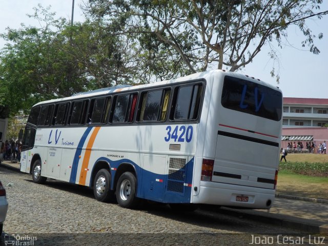 LV Turismo 3420 na cidade de Belo Horizonte, Minas Gerais, Brasil, por João César Luz. ID da foto: 4480086.