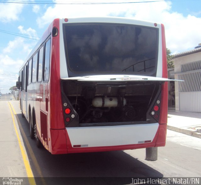 Ônibus Particulares 3247 na cidade de Natal, Rio Grande do Norte, Brasil, por John Herbert. Número da foto: #4482491.
