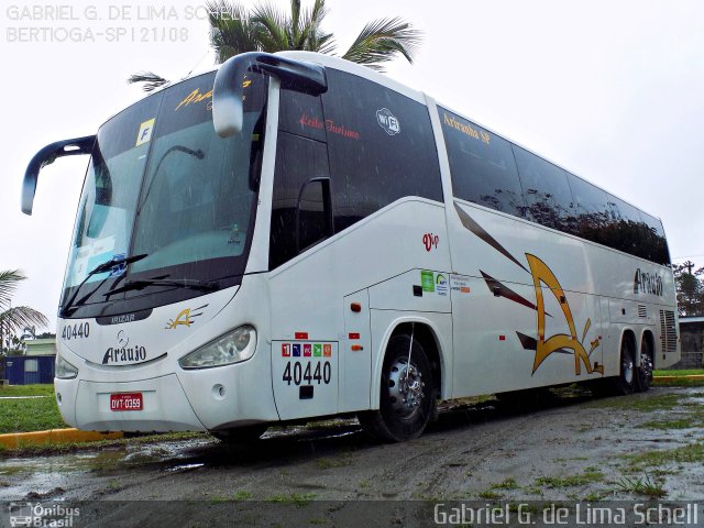 Viação Araujo 40440 na cidade de Bertioga, São Paulo, Brasil, por Gabriel Giacomin de Lima. Número da foto: #4483389.