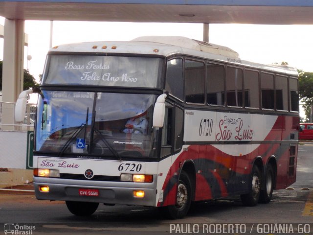 Expresso São Luiz 6720 na cidade de Goiânia, Goiás, Brasil, por Paulo Roberto de Morais Amorim. Número da foto: #4485030.