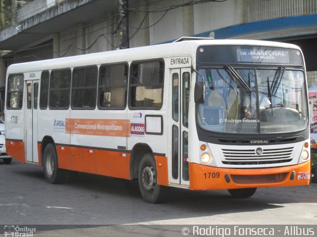 Expresso Metropolitano 1709 na cidade de Maceió, Alagoas, Brasil, por Rodrigo Fonseca. Número da foto: #4488083.