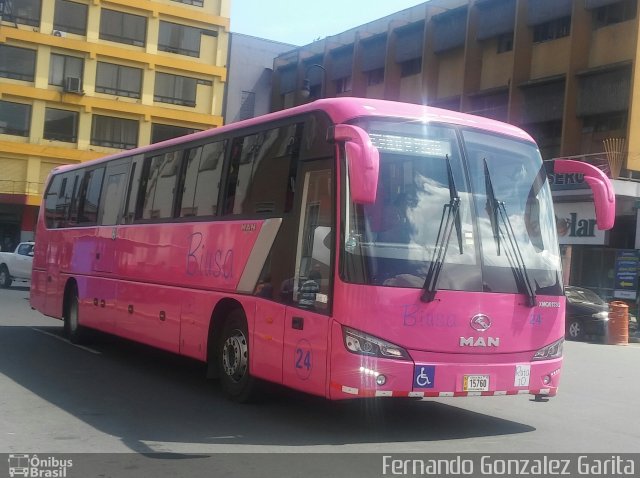 BIUSA 24 na cidade de Alto Paraíso de Goiás, Goiás, Brasil, por Fernando Gonzalez Garita. Número da foto: #4492540.