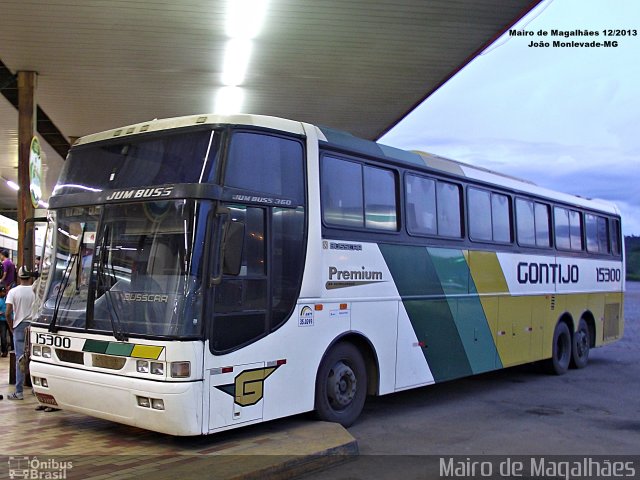 Empresa Gontijo de Transportes 15300 na cidade de João Monlevade, Minas Gerais, Brasil, por Mairo de Magalhães. ID da foto: 4492511.