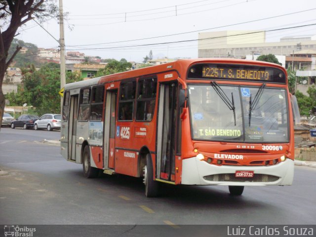 Expresso Luziense > Territorial Com. Part. e Empreendimentos 30096 na cidade de Santa Luzia, Minas Gerais, Brasil, por Luiz Carlos Souza. Número da foto: #4492133.
