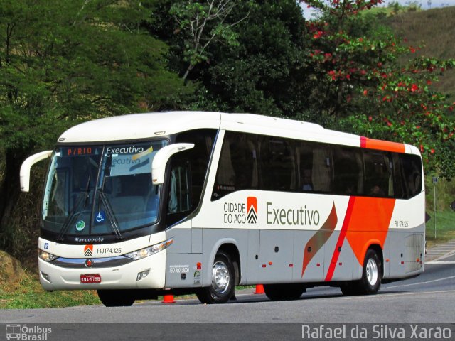 Viação Cidade do Aço RJ 174.125 na cidade de Paracambi, Rio de Janeiro, Brasil, por Rafael da Silva Xarão. Número da foto: #4495938.