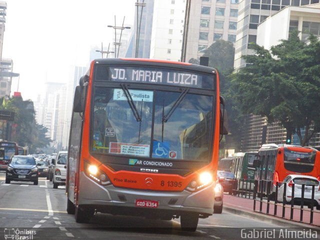 TRANSPPASS - Transporte de Passageiros 8 1395 na cidade de São Paulo, São Paulo, Brasil, por Gabriel Almeida. ID da foto: 4433801.