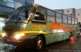 Ônibus Particulares SJB 7069 na cidade de Alto Paraíso de Goiás, Goiás, Brasil, por Fernando Gonzalez Garita. Número da foto: #4433774.