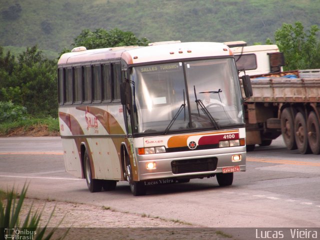 Salles 4100 na cidade de João Monlevade, Minas Gerais, Brasil, por Lucas Vieira. Número da foto: #4496859.