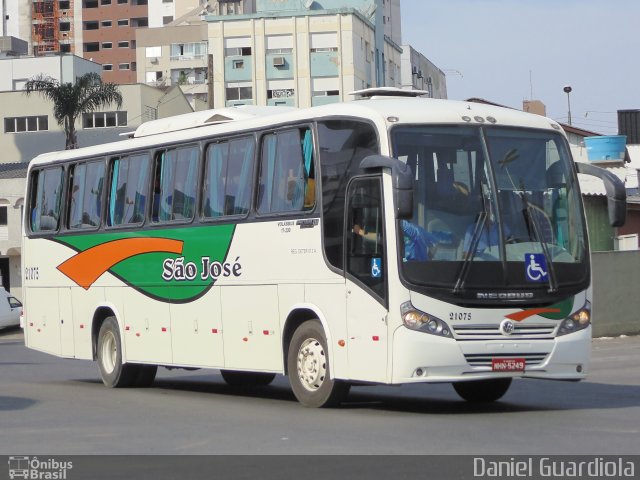 Empresa Auto Viação São José 21075 na cidade de Criciúma, Santa Catarina, Brasil, por Daniel Guardiola. Número da foto: #4436701.